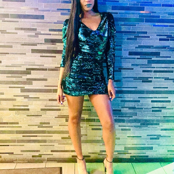 Zara Green Sequins Dress - Picture 4 of 4